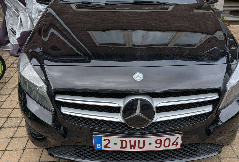 Mercedes-Benz A 180 BlueEFFICIENCY Elegance