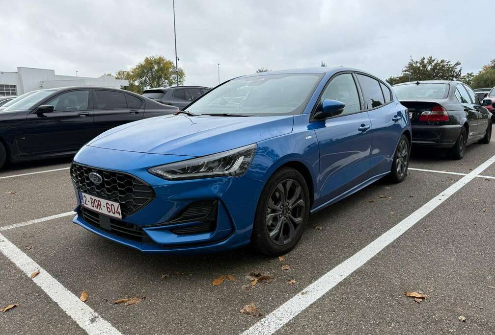 Ford 1.0 EcoBoost Hybrid Aut. ST-LINE DESIGN