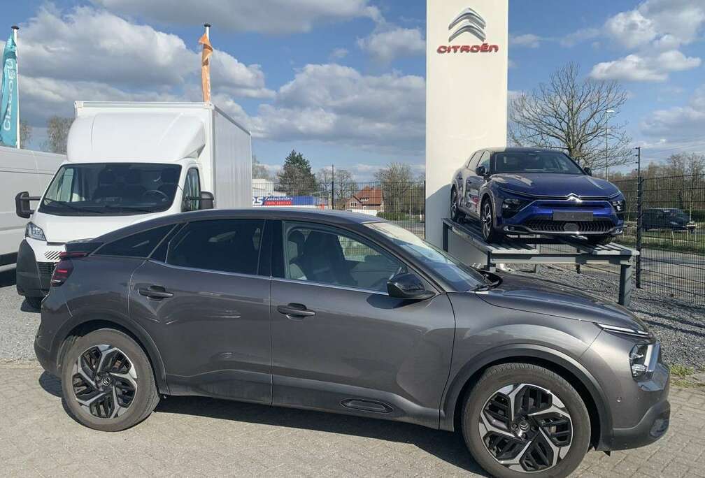 Citroen 1.2 TURBO 130PK EAT8 SHINE