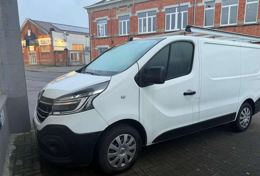 Renault 2.0 dCi 29 L1H1 Confort