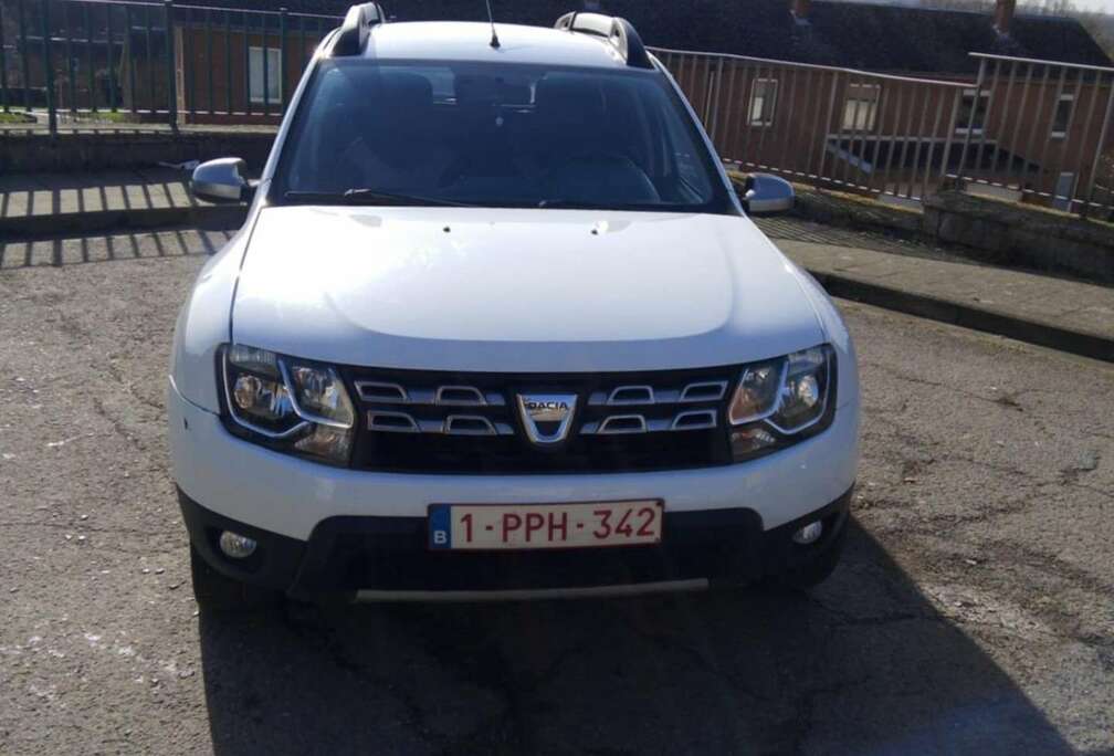 Dacia TCe 125 4x2 Lauréate Edition 2016