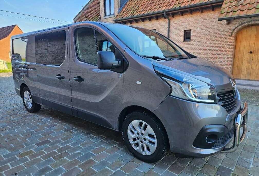 Renault Lichte vracht en 5zitpl dubb cabine navi airco...