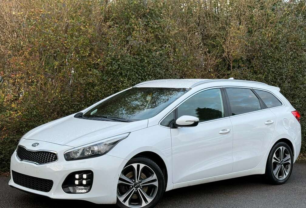 Kia 1.6 CRDi GT Line+NAVI+CAMERA+CARNET KIA+EURO 6B