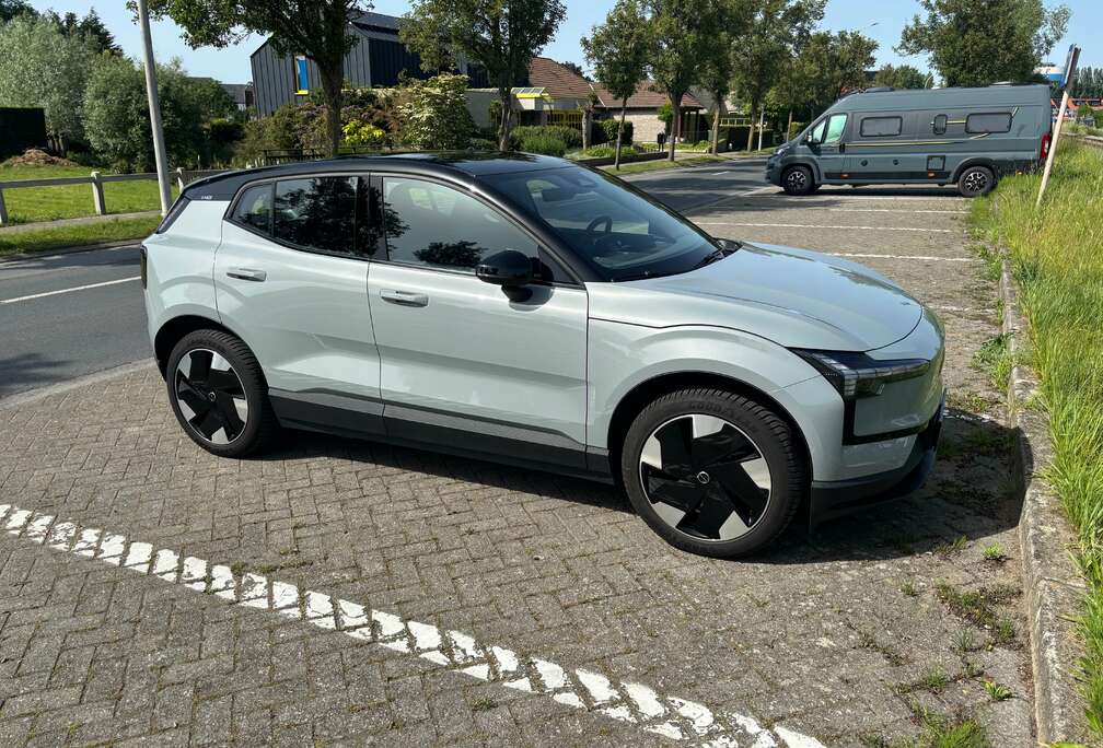 Volvo EX30 69 kWh RWD Single Motor Extended Range Plus Plus