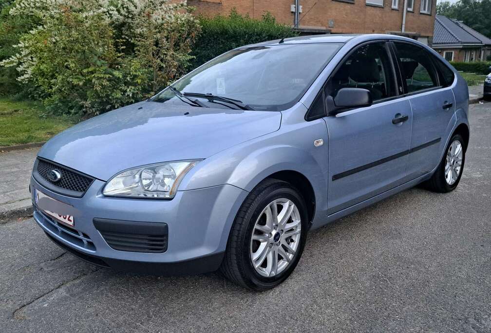 Ford 1.6 Turbo TDCi Ghia * Prête à immatriculé