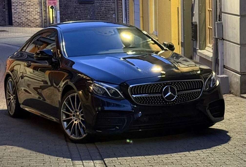 Mercedes-Benz Cabrio 9G-TRONIC AMG Line