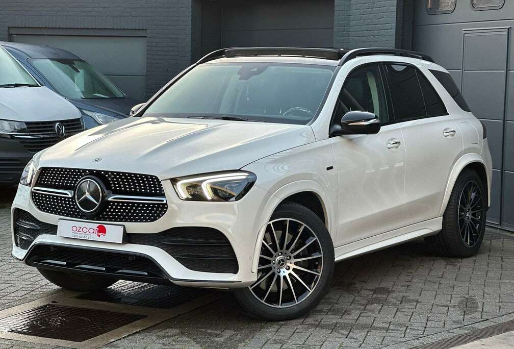 Mercedes-Benz e 4Matic 9G-TRONIC AMG Line *FullOption*1JGarantie