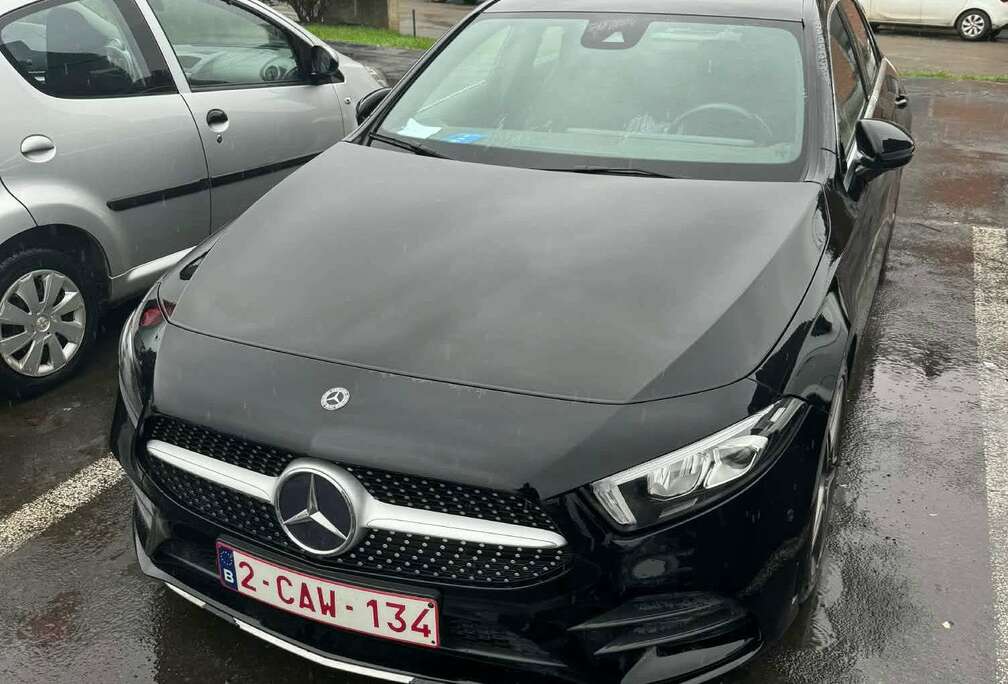 Mercedes-Benz A 180 d Business Solution AMG