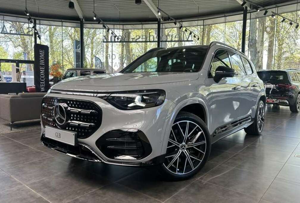 Mercedes-Benz + AMG Line