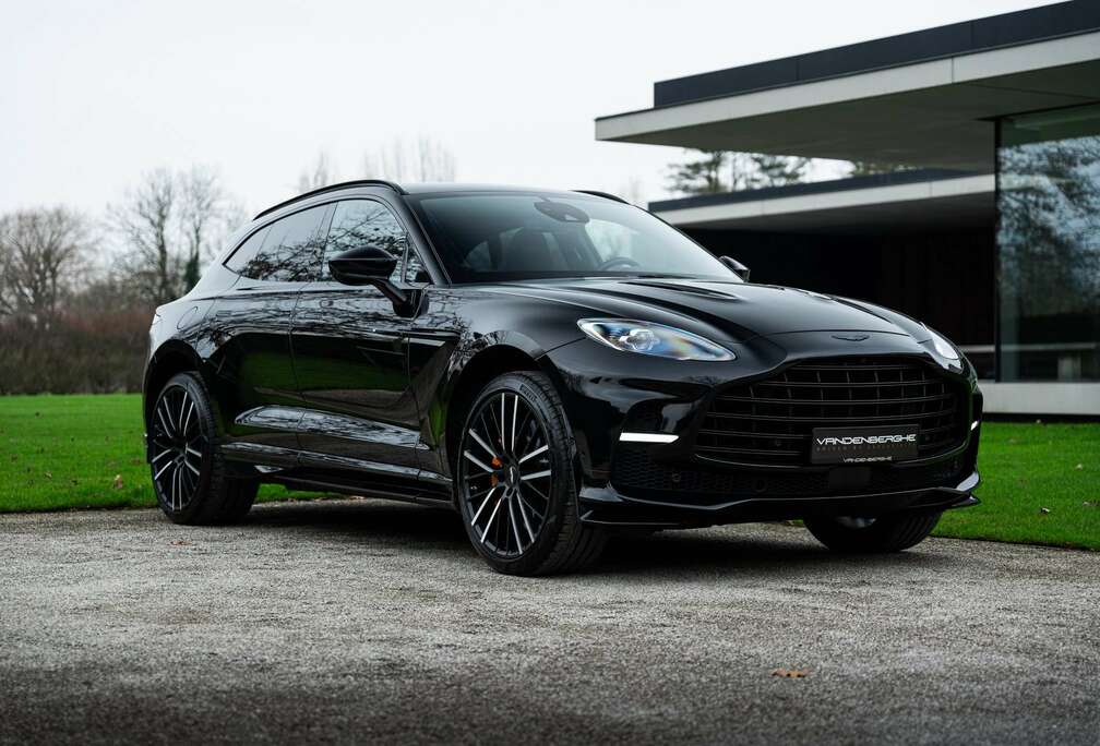 Aston Martin 707/FULL BLACK/KEYLESS/VENTILATED SEATS/CARBON