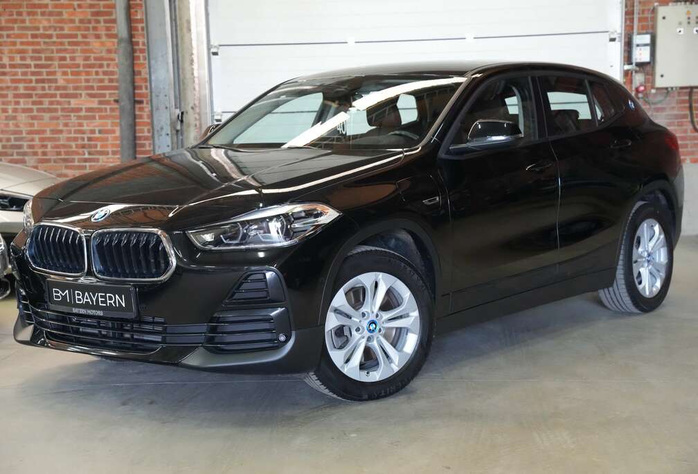 BMW PHEV 1.5iA xDrive25e Plug in Hybride Automaat Garantie EURO6d Leder LED Navi Camera Head up Display Parkeersensor