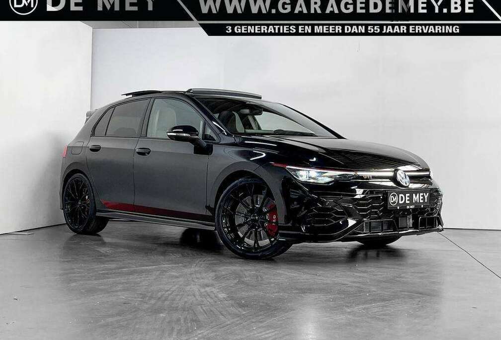 Volkswagen 2.0 TSI Edition 50 DSG 325 PK / Schuifdak / 360° / Carplay / Performance UItlaat
