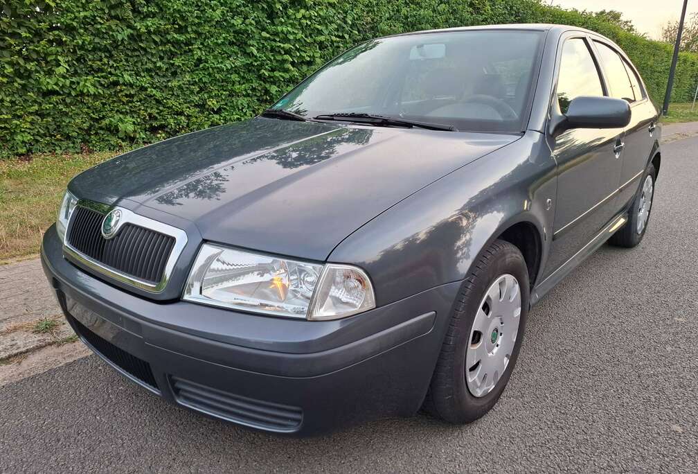 Skoda 1.4i 16v Classic Advantage Climat