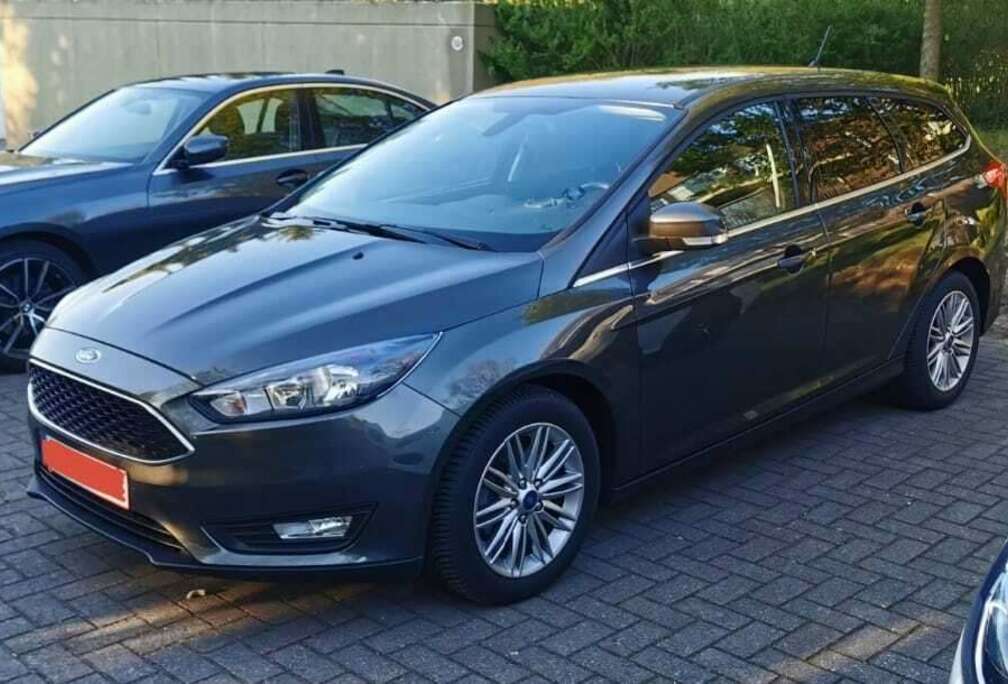 Ford Focus Turnier 1.0 EcoBoost Start-Stopp-System Titanium