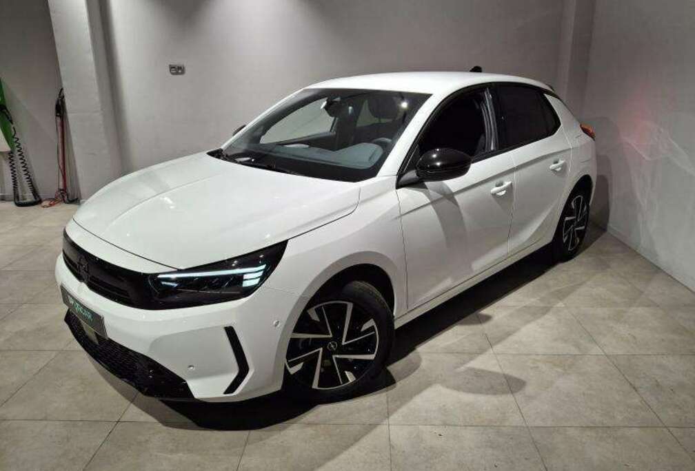 Opel GS - Camera - GPS -