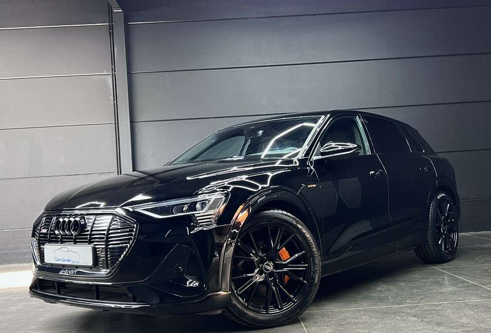 Audi 55 Quattro 95 kWh / S Line / Full Black /