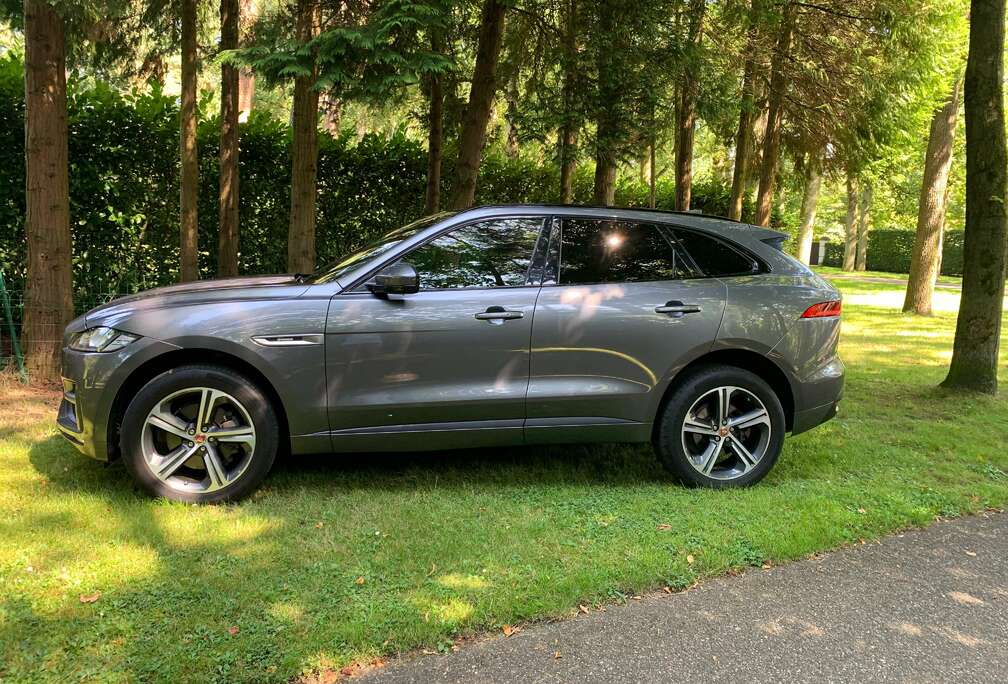 Jaguar F-Pace 30t AWD Prestige