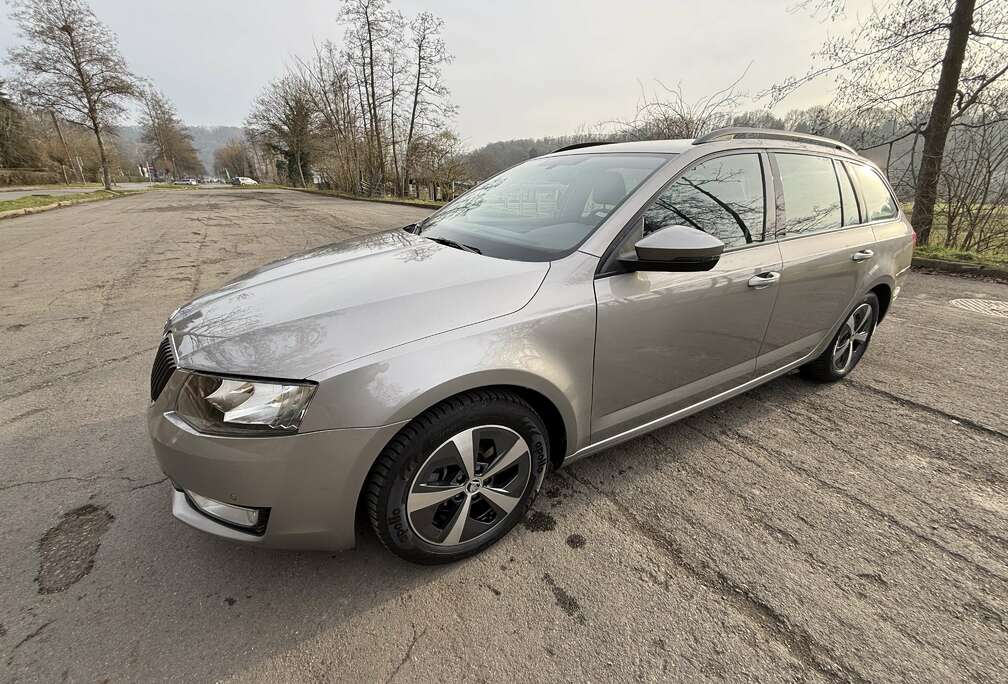 Skoda SW 1.6 CR TDi GreenLine Ambition // 78000 KM