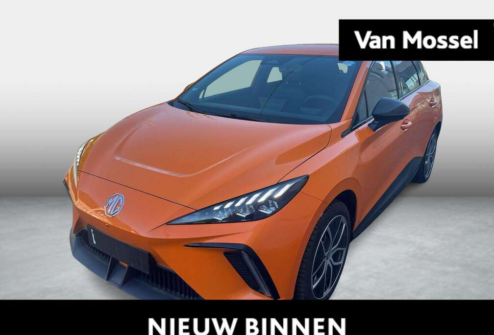 MG 64 kWh Luxury