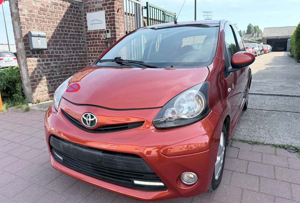 Toyota 1.0 I EDITION COMFORT