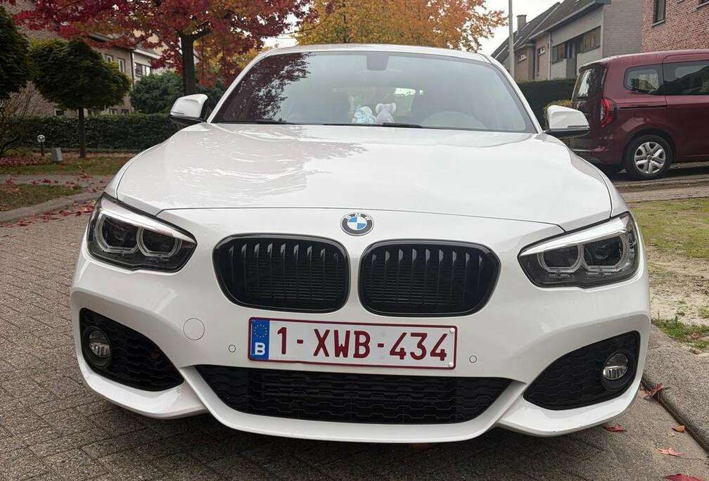 BMW Panoramisch dak, weinig km, uitstekende staat, GPS, ...