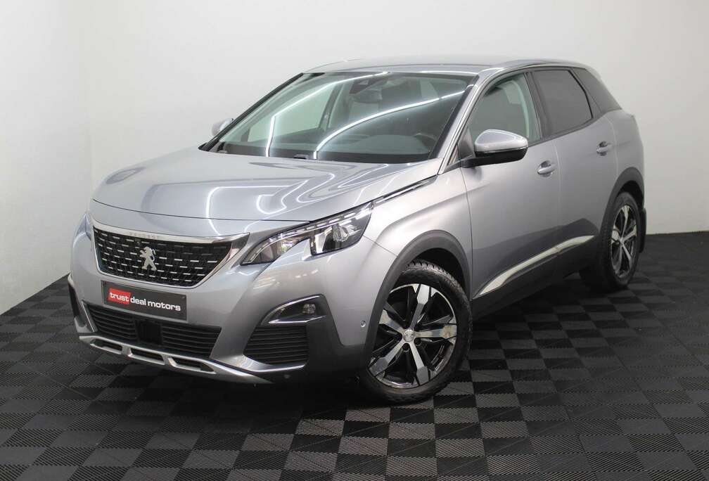 Peugeot 3008 1.2 PureTech Allure *