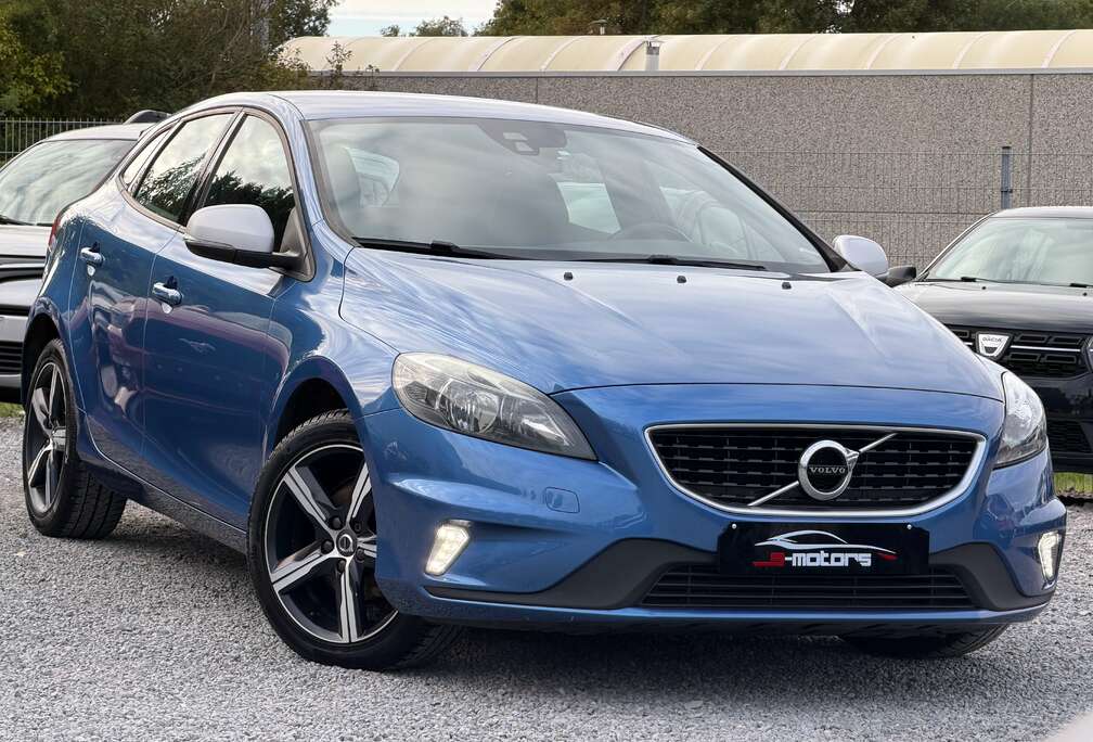 Volvo * 2.0 D2 *  R-Design *