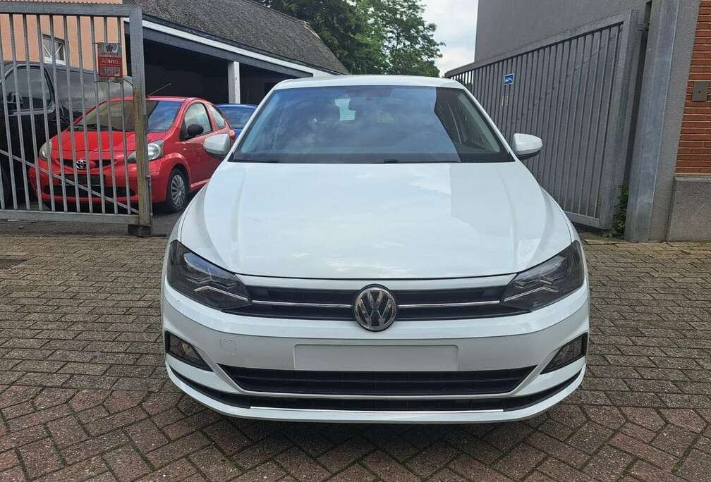 Volkswagen Polo 1.0 TSi Comfortline  DSG 12 MOIS DE GARANTIE
