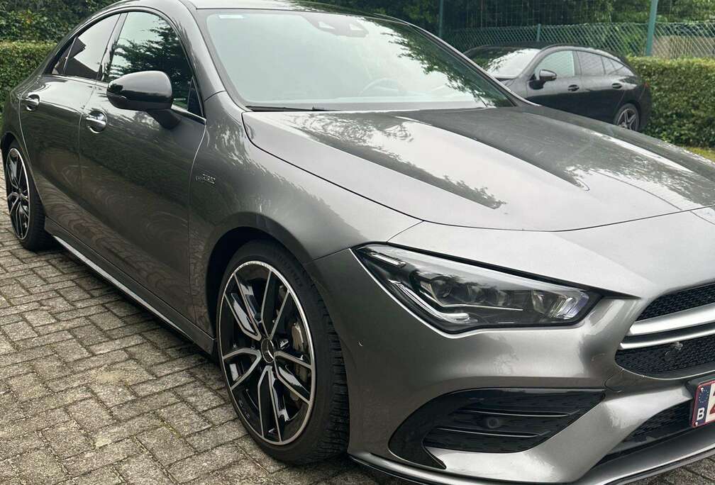 Mercedes-Benz AMG CLA 35 4Matic AMG Speedshift 7G-DCT