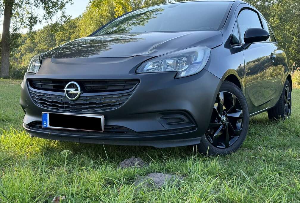Opel Corsa 1.2 Color Edition