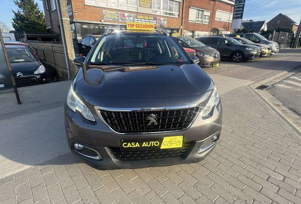 Peugeot 2008 1.2i  ESS Active
