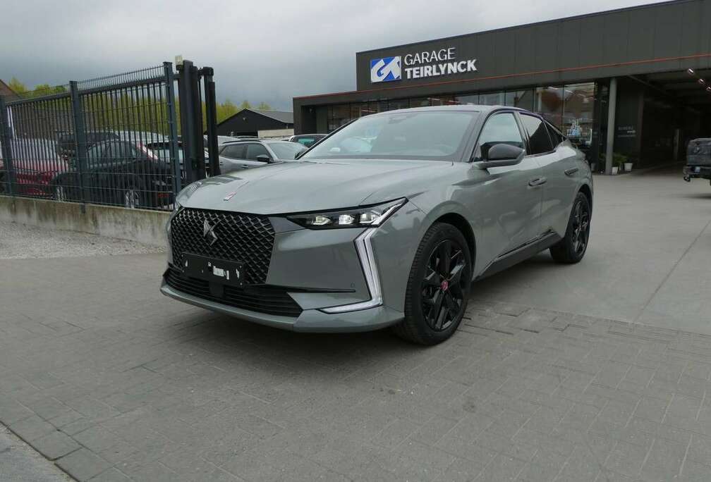 1.2 i 130pk Automaat Performance Line + Camera BLIS ACC Trekhaak (21156)