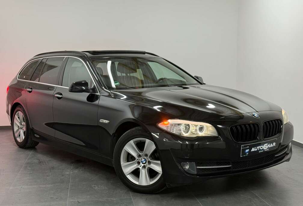 BMW 520dA Edition Start/Stop - Euro5b - Navi - Xenon - Toit Pano
