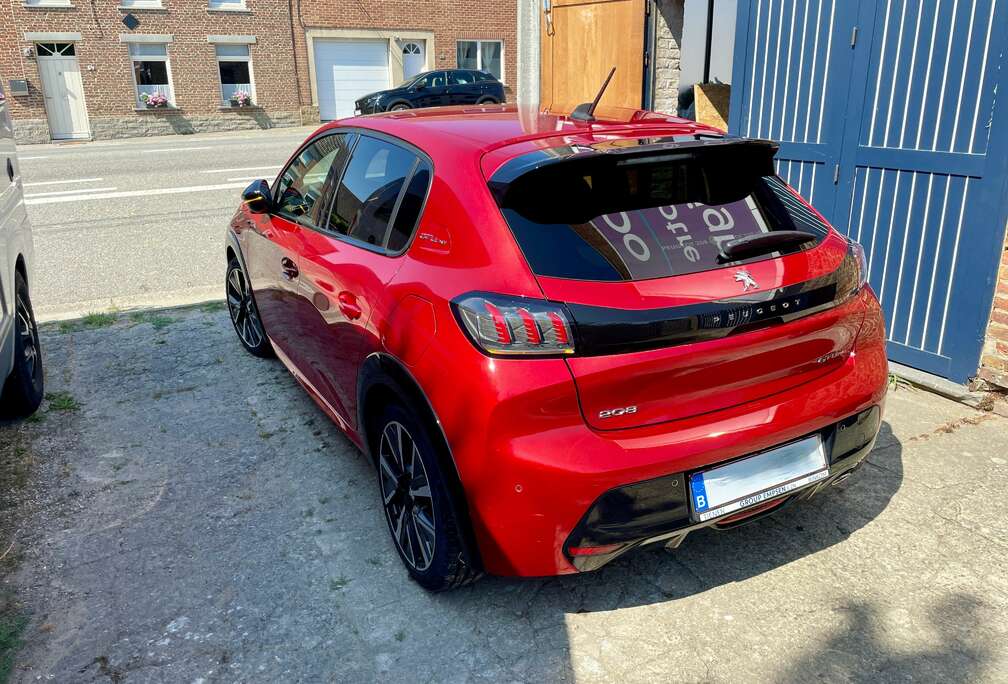 Peugeot 208 1.2i PureTech GT Line (EU6.3) EAT8
