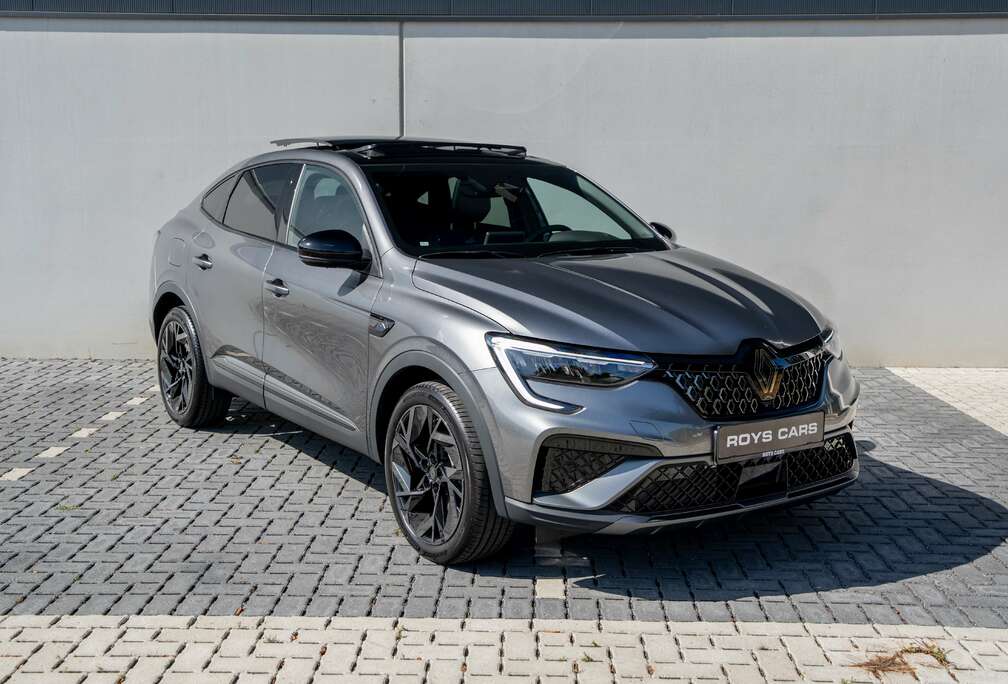 Renault Arkana E-TECH 1.6i Alpine Edition FULL-OPTION - PANORAMA/CAMERA/ADAP CRUISE CONTROL/KEYLESS/BOSE SOUND SYSTEEM/LED