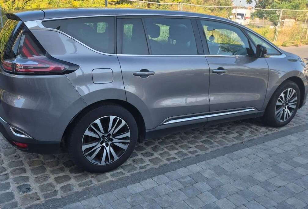 Renault dCi 160 Energy Twin Turbo Initiale Paris EDC
