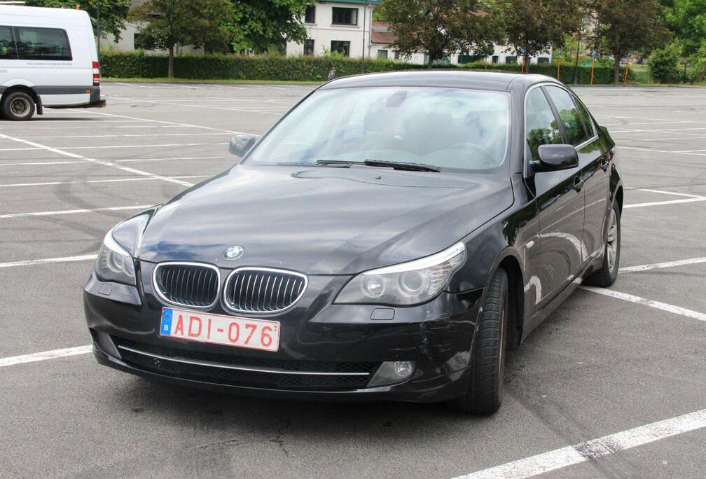 BMW 525i