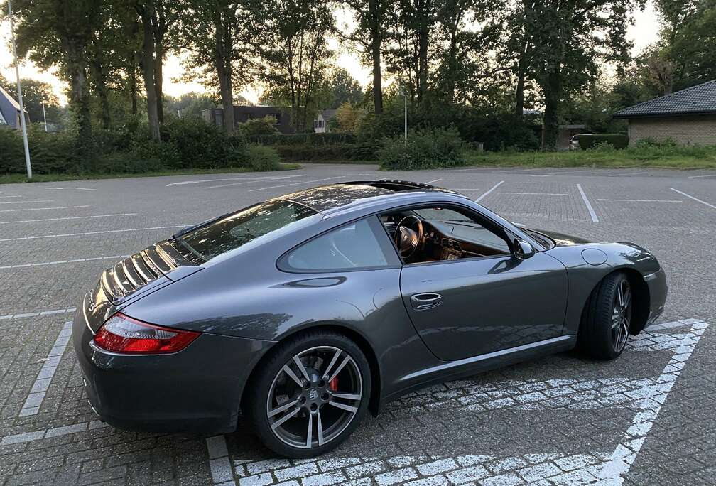 Porsche 911 Carrera 4 S Tiptronic