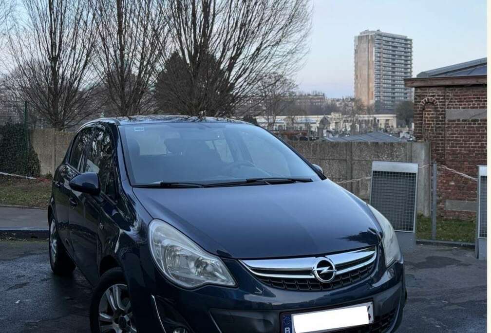 Opel 1.2i Enjoy