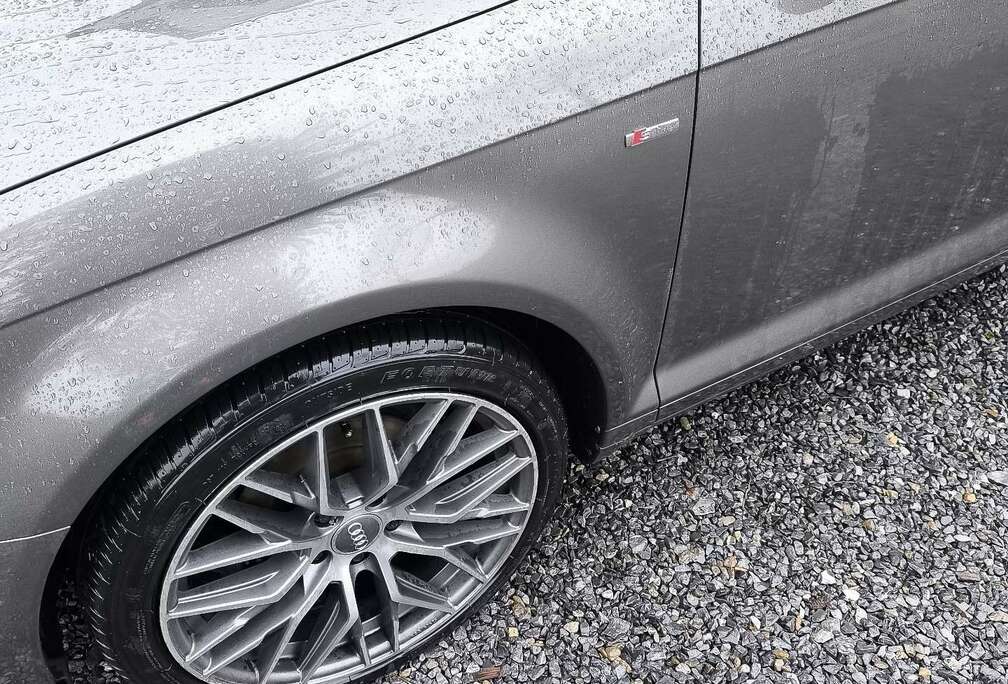 Audi Cabriolet 1.6 TDI 105 DPF S Line