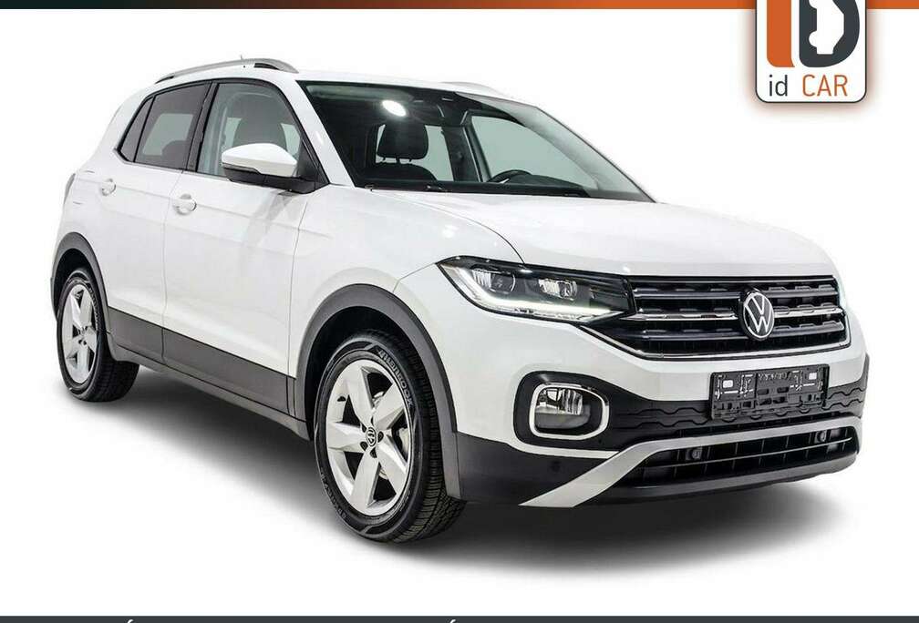 Volkswagen 1.0 TSI 110 DSG LED CARPLAY RADAR JA17