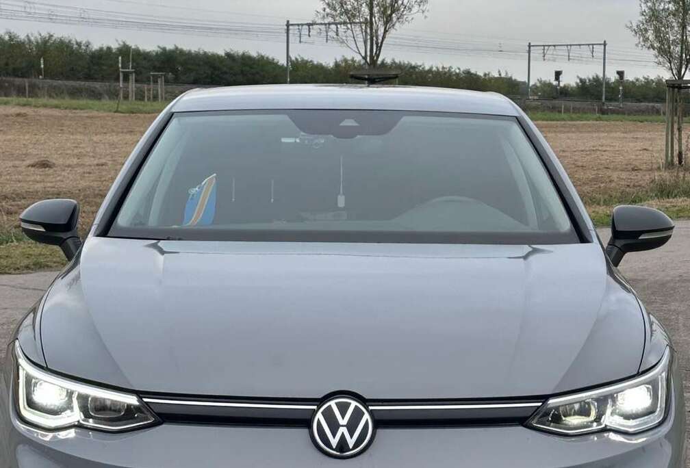 Volkswagen GOLF 8 2.0 SCR TDi Life