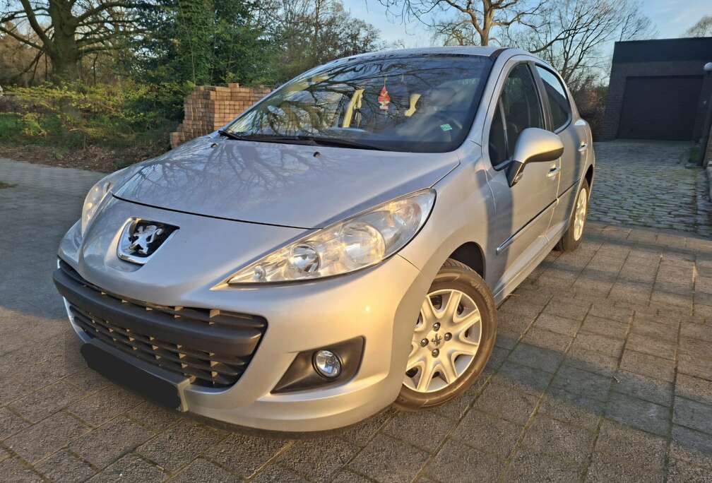 Peugeot 207+ (85 000km)