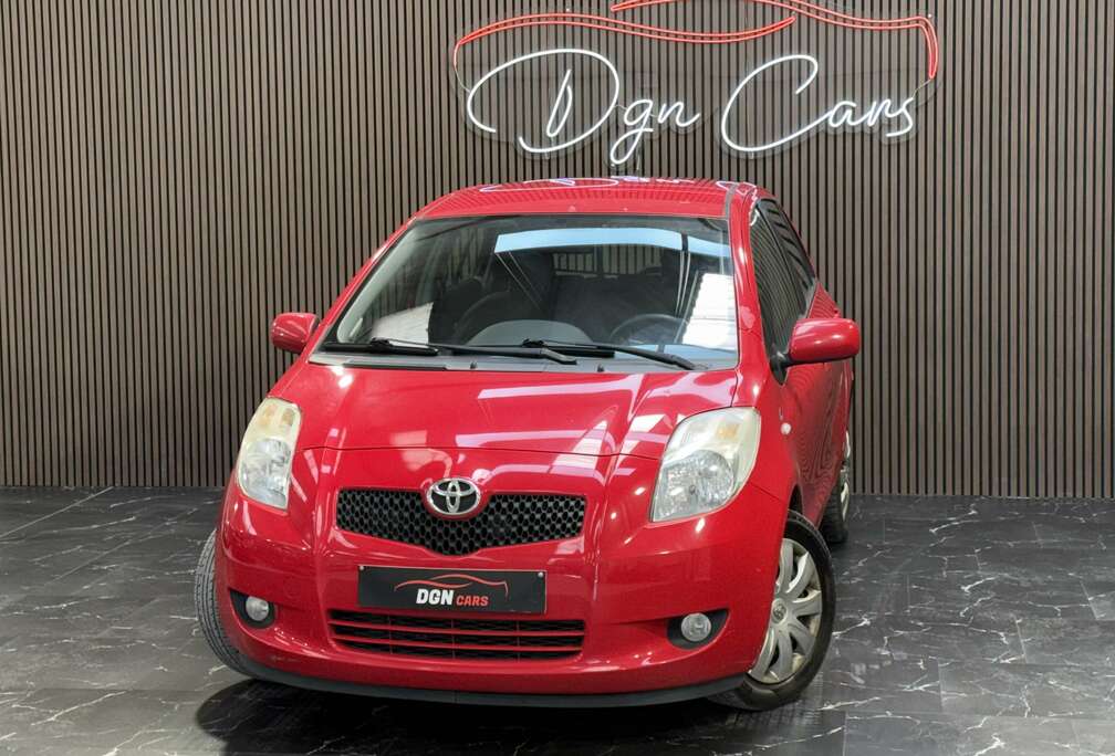 Toyota Yaris 1.3i VVT-i 16v Linea Sol