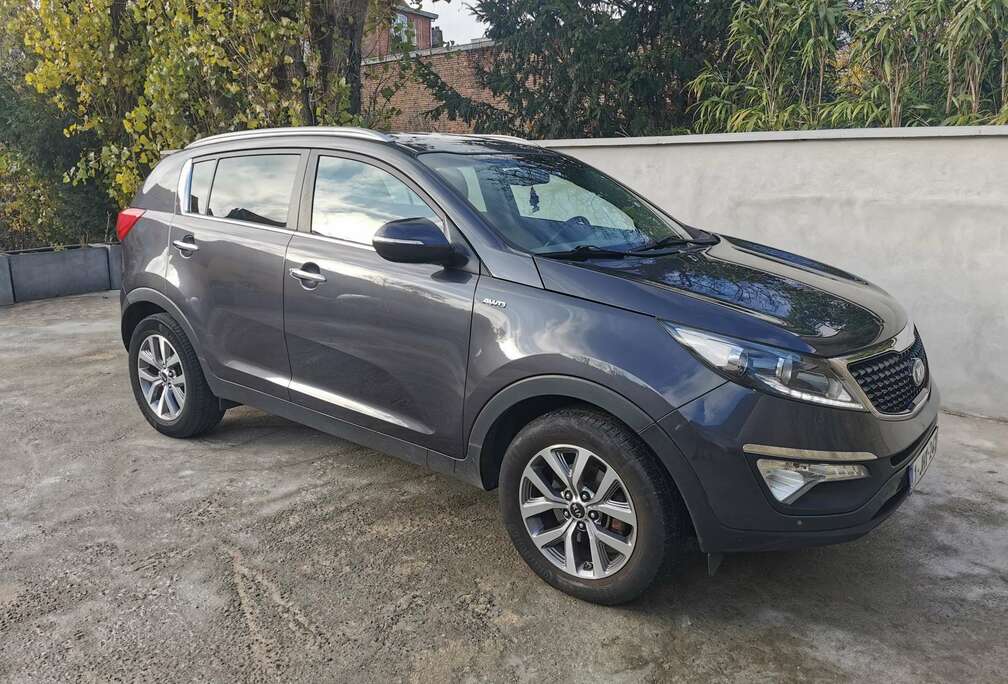 Kia Sportage 2.0 CRDi 4WD Sense -- AUTOMATIQUE --