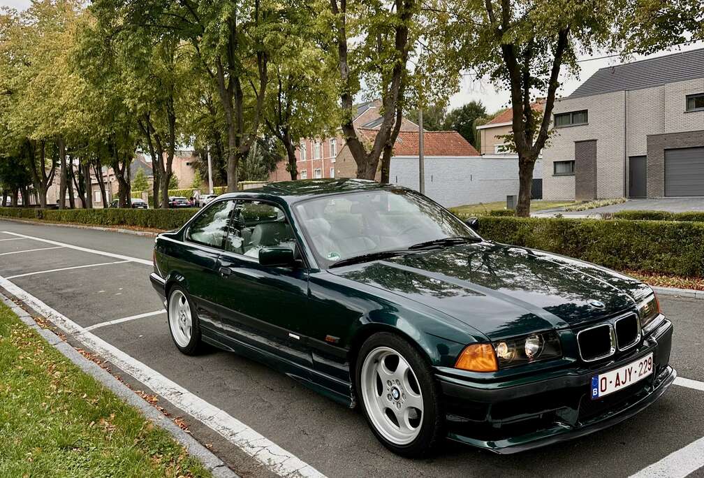 BMW 320i