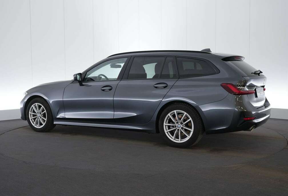 BMW 3 Touring 318iA Touring LEDER/STOF LED GPS PDC Car