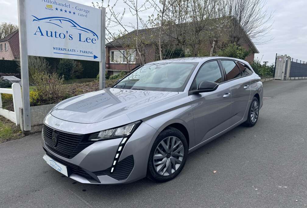 Peugeot 308 1.2/carplay/lane Assist/1eigenaar/nieuwsta