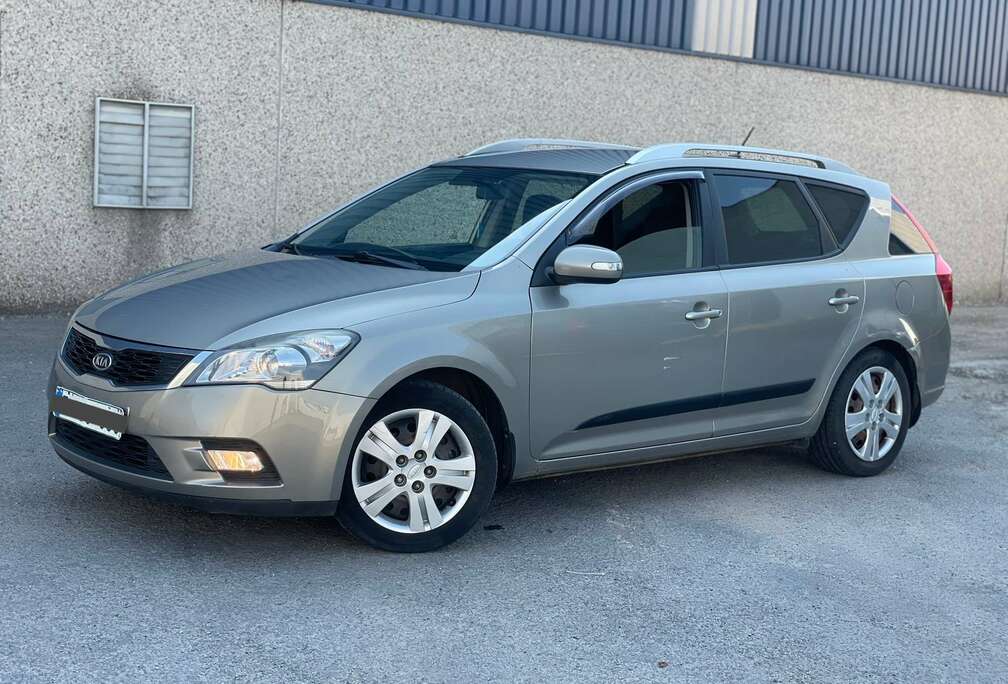 Kia Cee\'d SW 1.6 CRDi Hedgren EcoDynamics FaceLift Model** EURO 5
