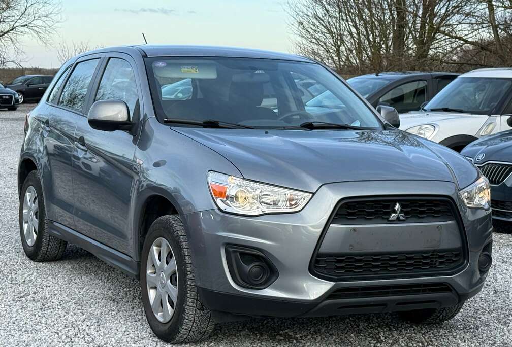 Mitsubishi ASX 1.6i 2WD Diamond Edition